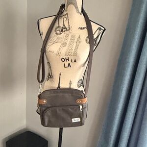 Travelon Anti-Theft Heritage RFID-Blocking Crossbody Bag
